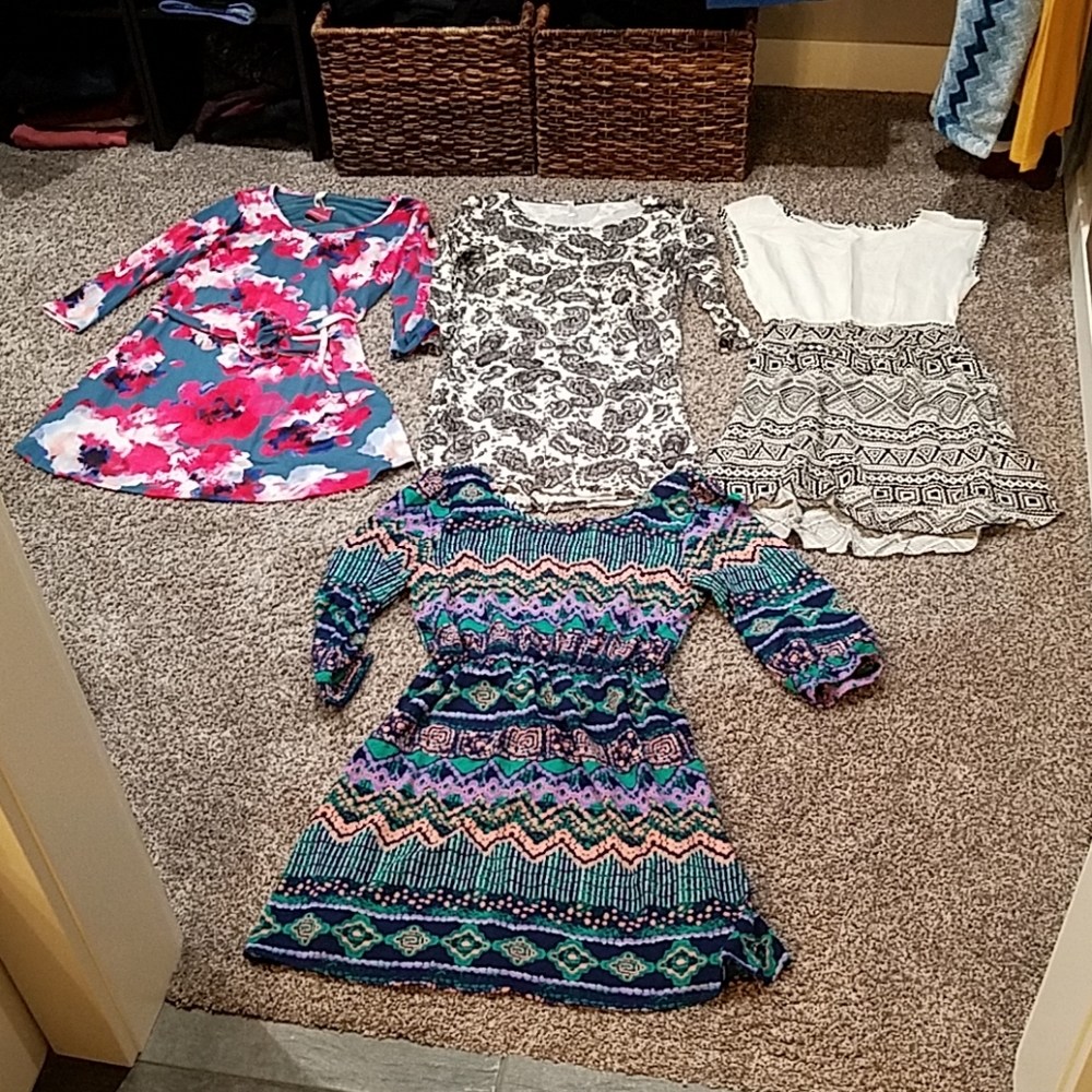 Pink blush maternity tunic lot (4)